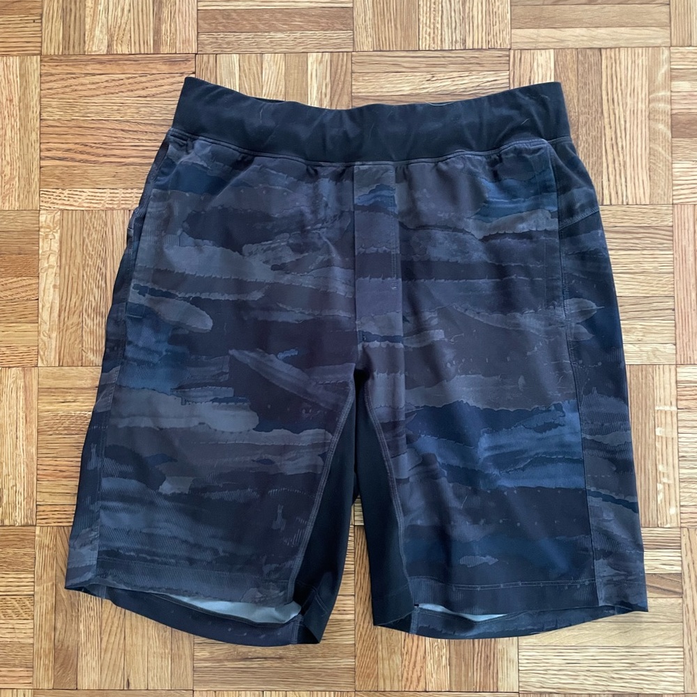Men's Lululemon THE shorts